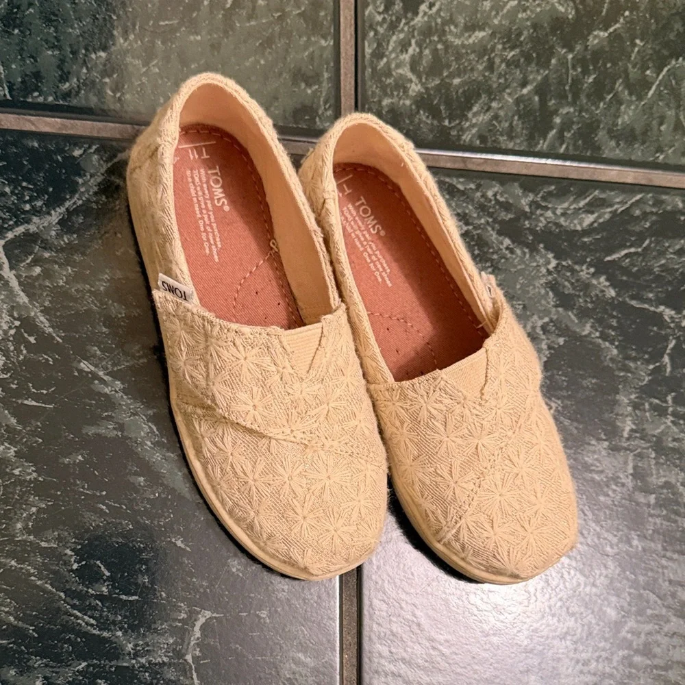 TOMS Kids Tan Embroidered Slip-On Moccasins